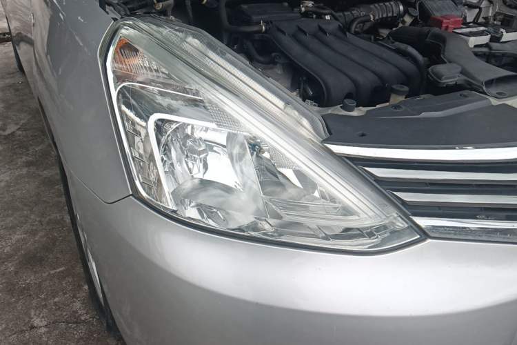 Used Nissan Livina 2013 1.6XE CVT Comfort Edition Exterior 6