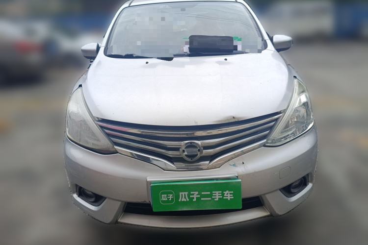 Used Nissan Livina 2013 1.6XE Manual Comfort Edition Front