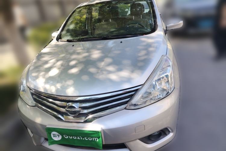 Used Nissan Livina 2013 1.6XL Manual Luxury Edition Front