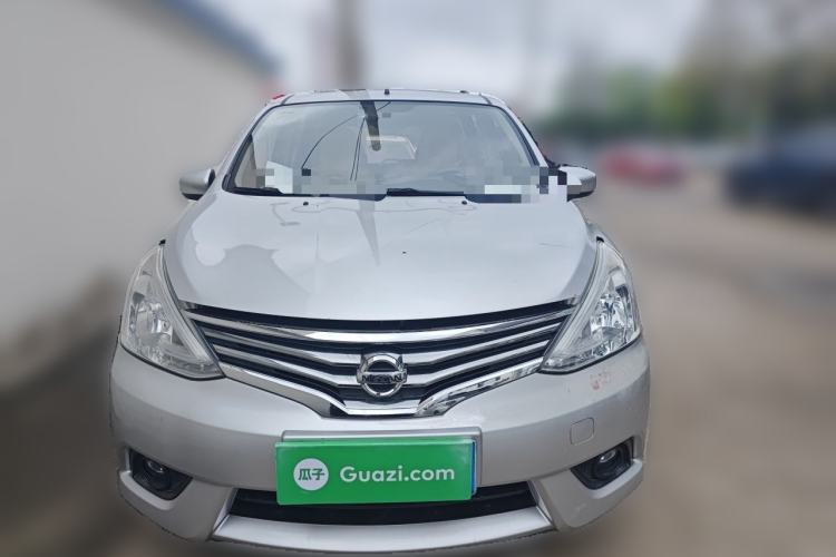Used Nissan Livina 2013 1.6XL Manual Luxury Edition Front