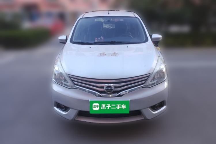 Used Nissan Livina 2013 1.6XE Manual Comfort Edition Front