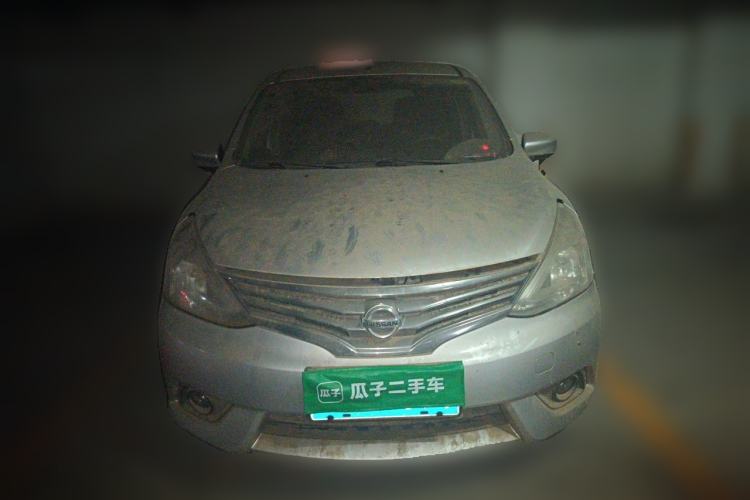 Used Nissan Livina 2013 1.6XE Manual Comfort Edition Front