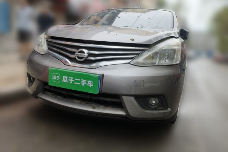 Used Nissan Livina 2013 1.6XL Manual Luxury Edition Front