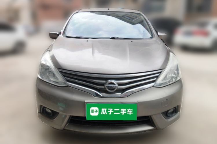 Used Nissan Livina 2013 1.6XE Manual Comfort Edition Front