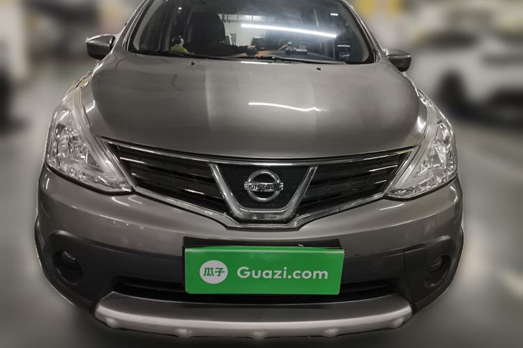 Used Nissan Livina 2013 JINRUI 1.6XV CVT Luxury Edition Front