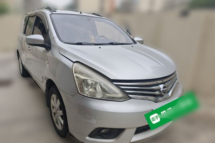 Used Nissan Livina 2013 1.6XE CVT Comfort Edition Front Right 45 Deg