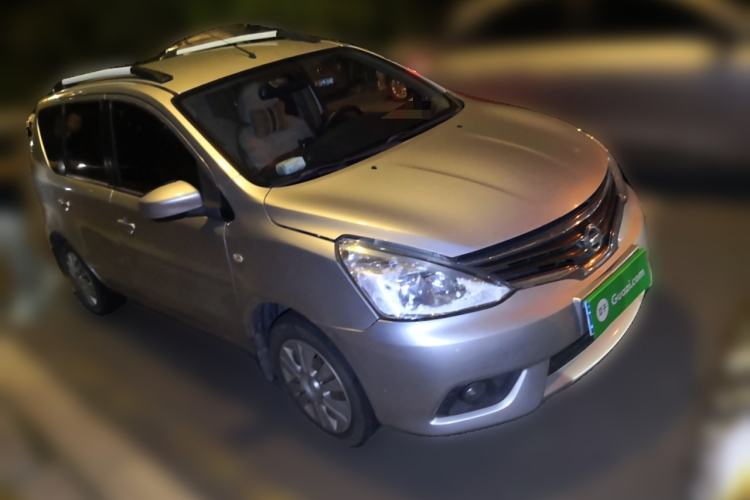 Used Nissan Livina 2013 1.6XE CVT Comfort Edition Front Right 45 Deg