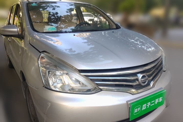 Used Nissan Livina 2013 1.6XE Manual Comfort Edition Front Right 45 Deg