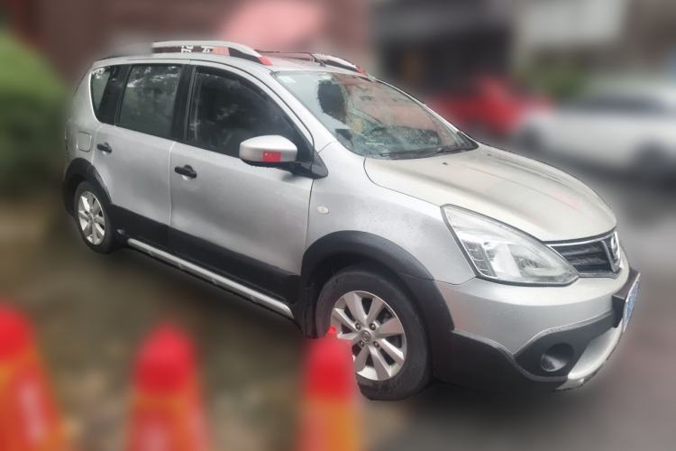 Used Nissan Livina 2013 Jingrui 1.6XL Manual Comfort Edition Front Right 45 Deg