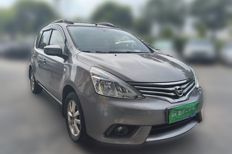 Used Nissan Livina 2013 1.6XE CVT Comfort Edition Front Right 45 Deg