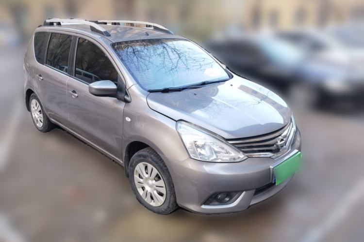 Used Nissan Livina 2013 1.6XE Manual Comfort Edition Front Right 45 Deg