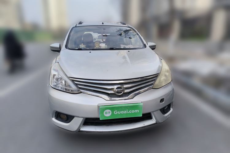 Used Nissan Livina 2013 1.6XE Manual Comfort Edition Front