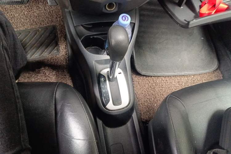 Used Nissan Livina 2013 Jinrui 1.6XL CVT Comfort Edition Gear Lever