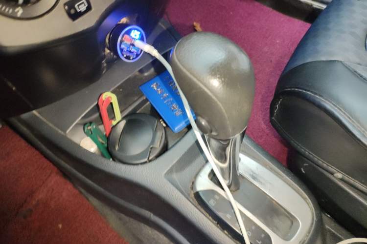 Used Nissan Livina 2013 Jinrui 1.6XL CVT Comfort Edition Gear Lever