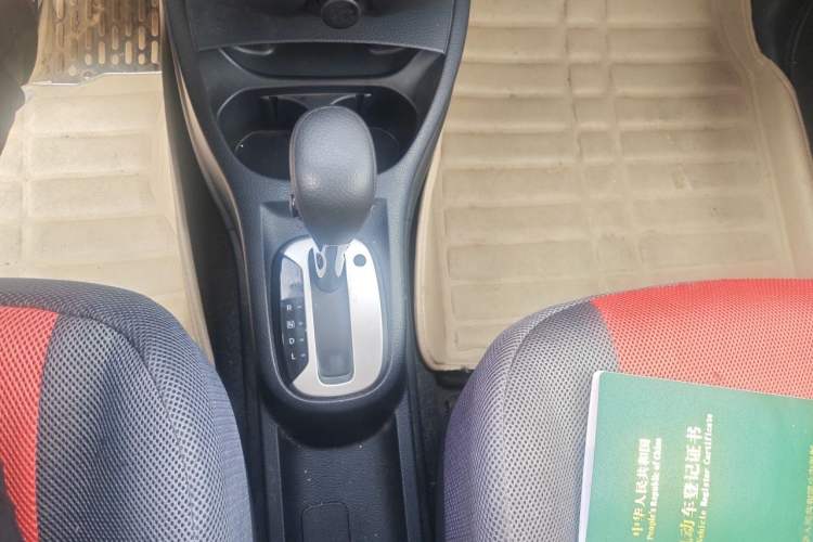 Used Nissan Livina 2013 Jinrui 1.6XL CVT Comfort Edition Gear Lever