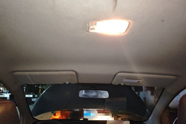 Used Nissan Livina 2013 1.6XE Manual Comfort Edition Headliner