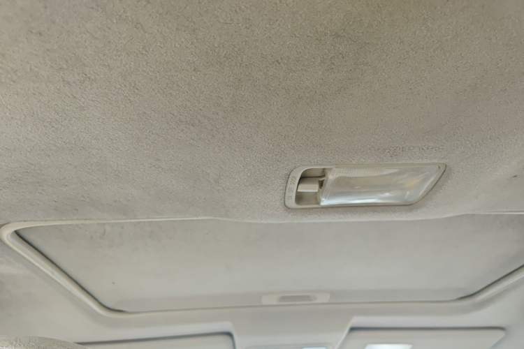 Used Nissan Livina 2013 1.6XL Manual Luxury Edition Headliner