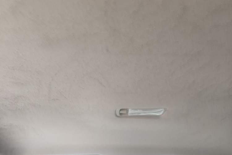 Used Nissan Livina 2013 1.6XE Manual Comfort Edition Headliner