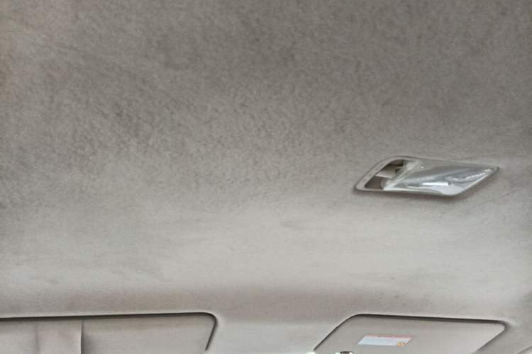 Used Nissan Livina 2013 1.6XE Manual Comfort Edition Headliner
