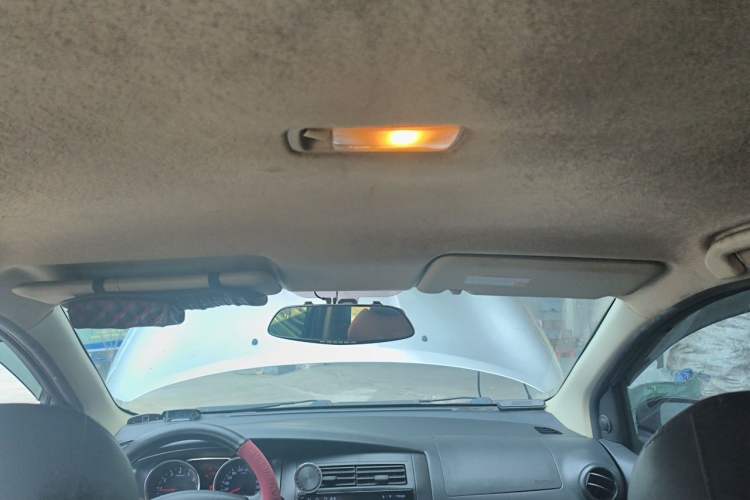 Used Nissan Livina 2013 1.6XE CVT Comfort Edition Headliner