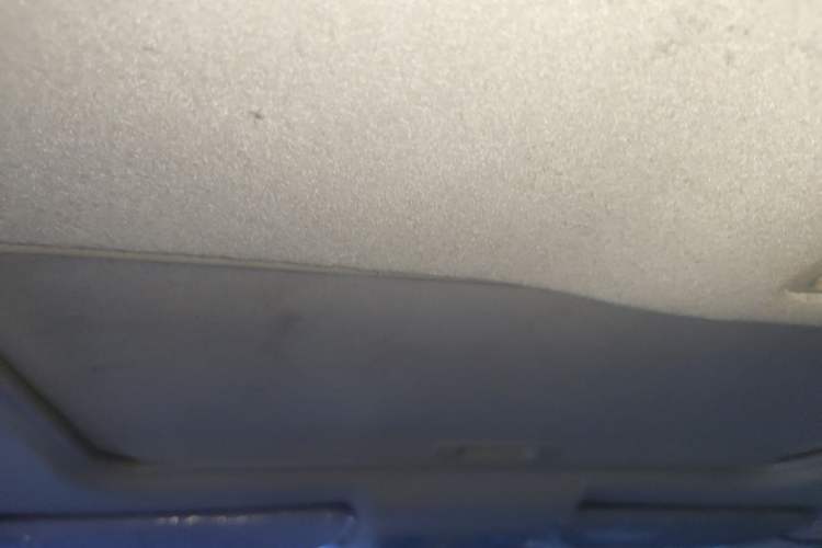 Used Nissan Livina 2013 JINRUI 1.6XV CVT Luxury Edition Headliner