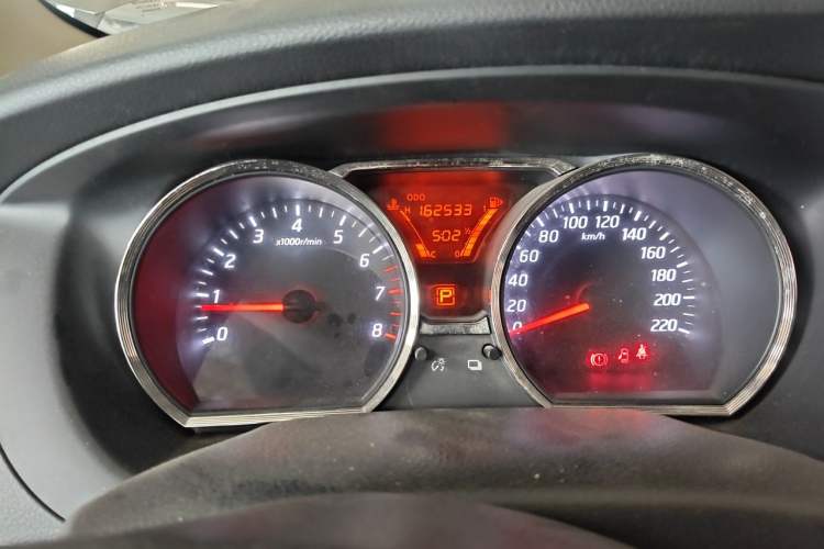 Used Nissan Livina 2013 1.6XE CVT Comfort Edition Instrument Cluster