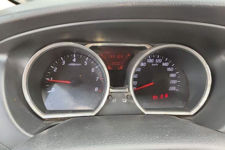 Used Nissan Livina 2013 1.6XE Manual Comfort Edition Instrument Cluster