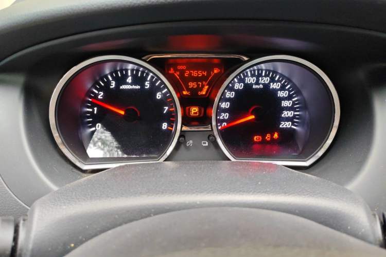 Used Nissan Livina 2013 Jinrui 1.6XL CVT Comfort Edition Instrument Cluster