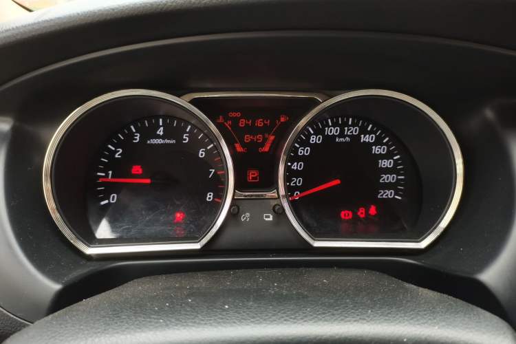 Used Nissan Livina 2013 JINRUI 1.6XV CVT Luxury Edition Instrument Cluster