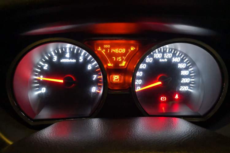 Used Nissan Livina 2013 1.6XE CVT Comfort Edition Instrument Cluster