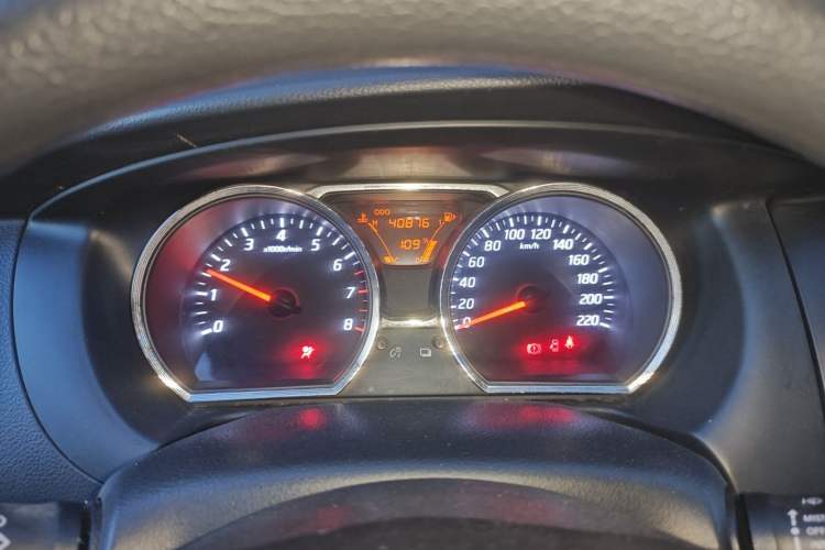 Used Nissan Livina 2013 1.6XE Manual Comfort Edition Instrument Cluster