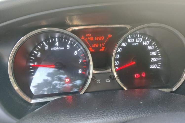 Used Nissan Livina 2013 1.6XE Manual Comfort Edition Instrument Cluster