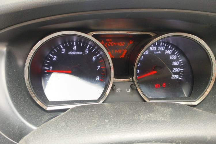 Used Nissan Livina 2013 1.6XL Manual Luxury Edition Instrument Cluster