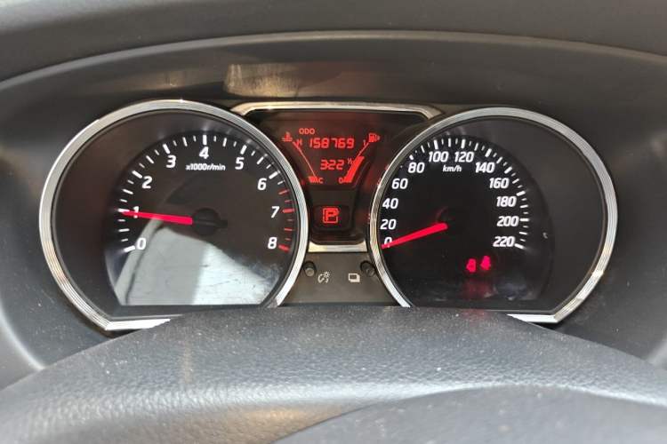Used Nissan Livina 2013 JINRUI 1.6XV CVT Luxury Edition Instrument Cluster