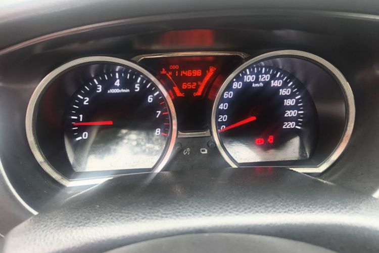 Used Nissan Livina 2013 Jingrui 1.6XL Manual Comfort Edition Instrument Cluster