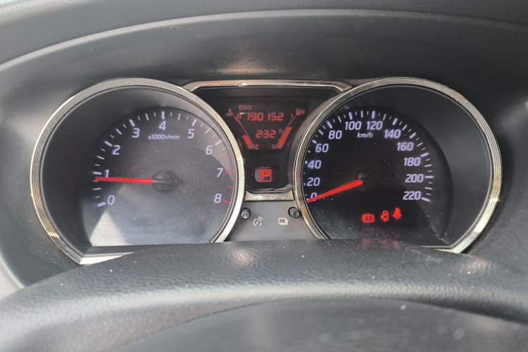 Used Nissan Livina 2013 1.6XE CVT Comfort Edition Instrument Cluster