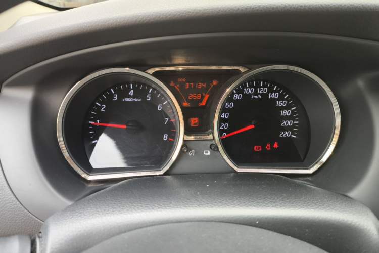 Used Nissan Livina 2013 1.6XE CVT Comfort Edition Instrument Cluster