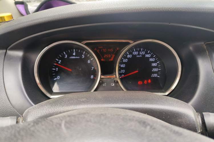 Used Nissan Livina 2013 1.6XE Manual Comfort Edition Instrument Cluster