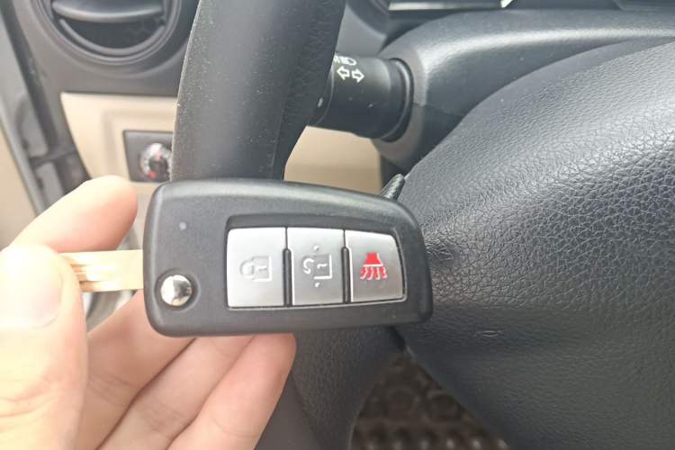 Used Nissan Livina 2013 1.6XE CVT Comfort Edition Interior 1