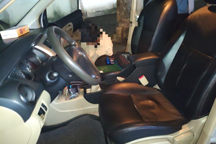 Used Nissan Livina 2013 1.6XE Manual Comfort Edition Left Front Seat