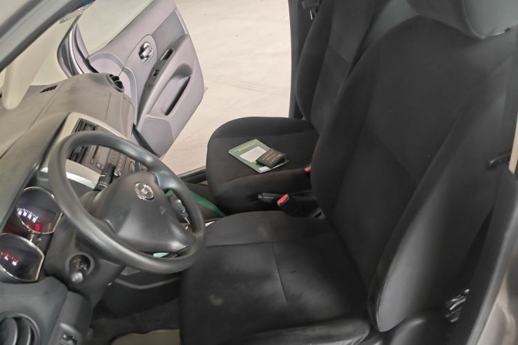 Used Nissan Livina 2013 1.6XE CVT Comfort Edition Left Front Seat