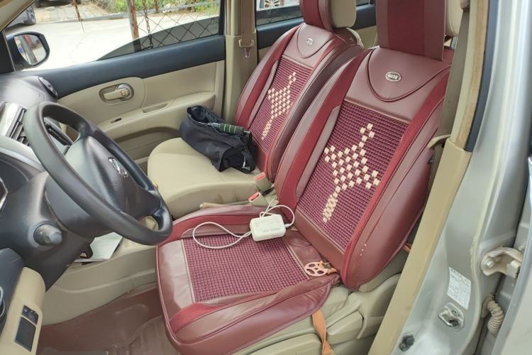 Used Nissan Livina 2013 1.6XE Manual Comfort Edition Left Front Seat