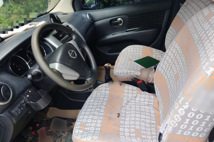 Used Nissan Livina 2013 Jingrui 1.6XL Manual Comfort Edition Left Front Seat