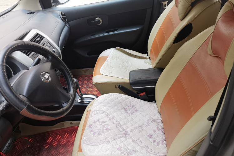 Used Nissan Livina 2013 1.6XE CVT Comfort Edition Left Front Seat