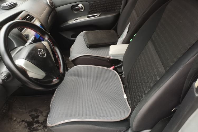 Used Nissan Livina 2013 JINRUI 1.6XV CVT Luxury Edition Left Front Seat