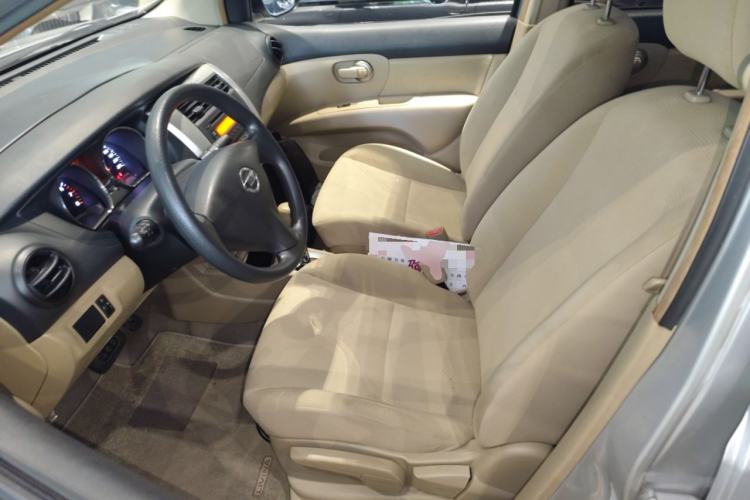 Used Nissan Livina 2013 1.6XE CVT Comfort Edition Left Front Seat