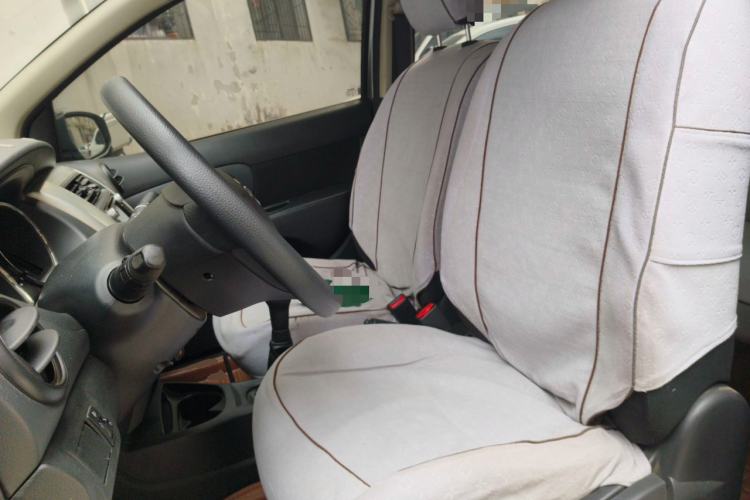 Used Nissan Livina 2013 1.6XE Manual Comfort Edition Left Front Seat