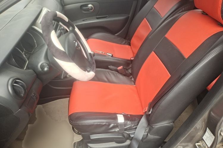 Used Nissan Livina 2013 1.6XE Manual Comfort Edition Left Front Seat