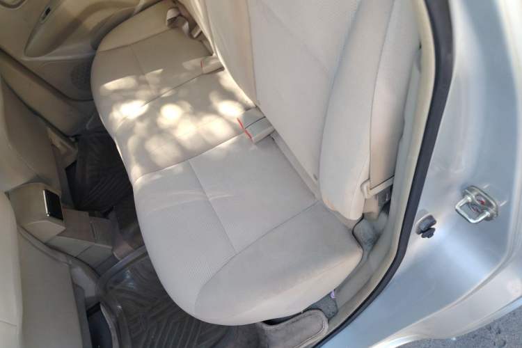 Used Nissan Livina 2013 1.6XL Manual Luxury Edition Left Rear Seat