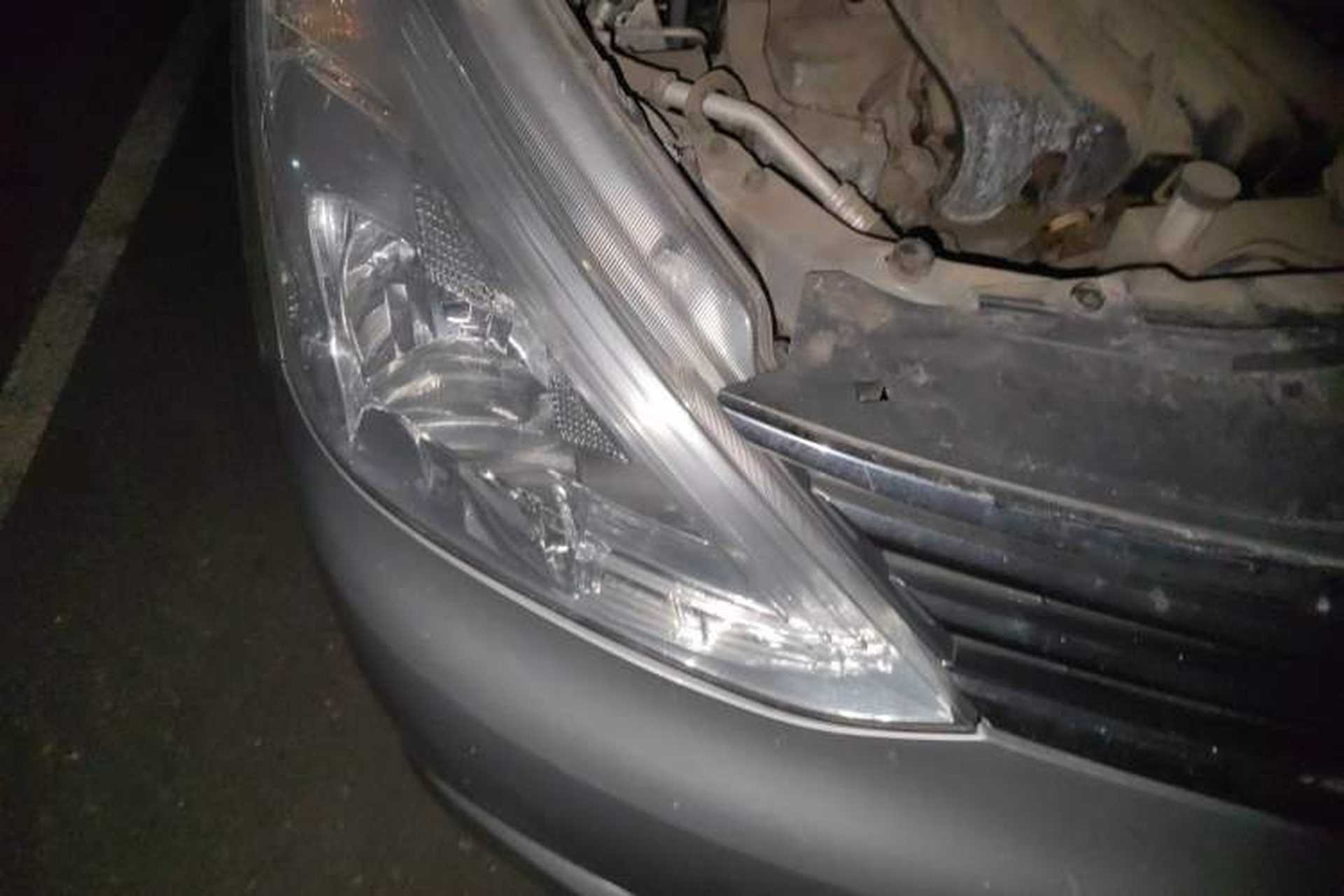 Used Nissan Livina 2013 1.6XE CVT Comfort Edition Right Front Headlight